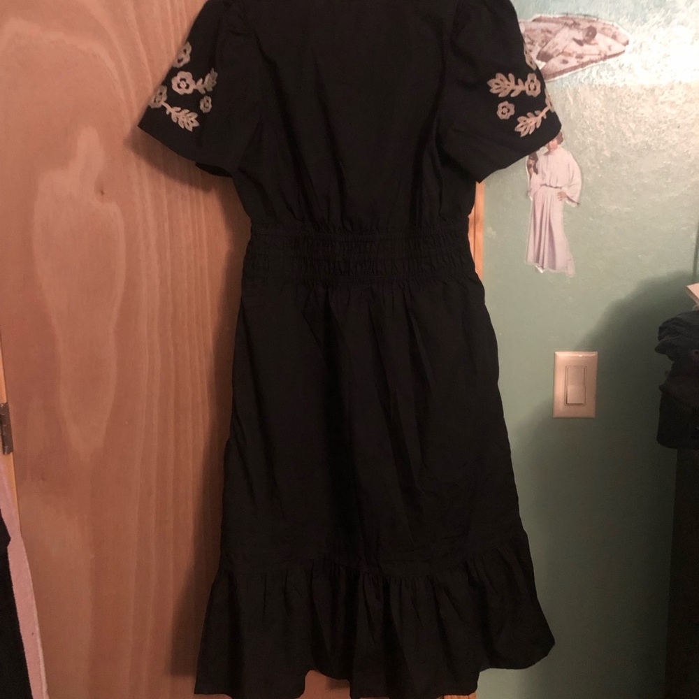 NWT French Connection Ladies Embroidered MIDI Dress - Picture 7 of 9
